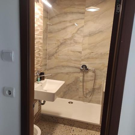 Garsoniera Turda Valeria Apartment ภายนอก รูปภาพ